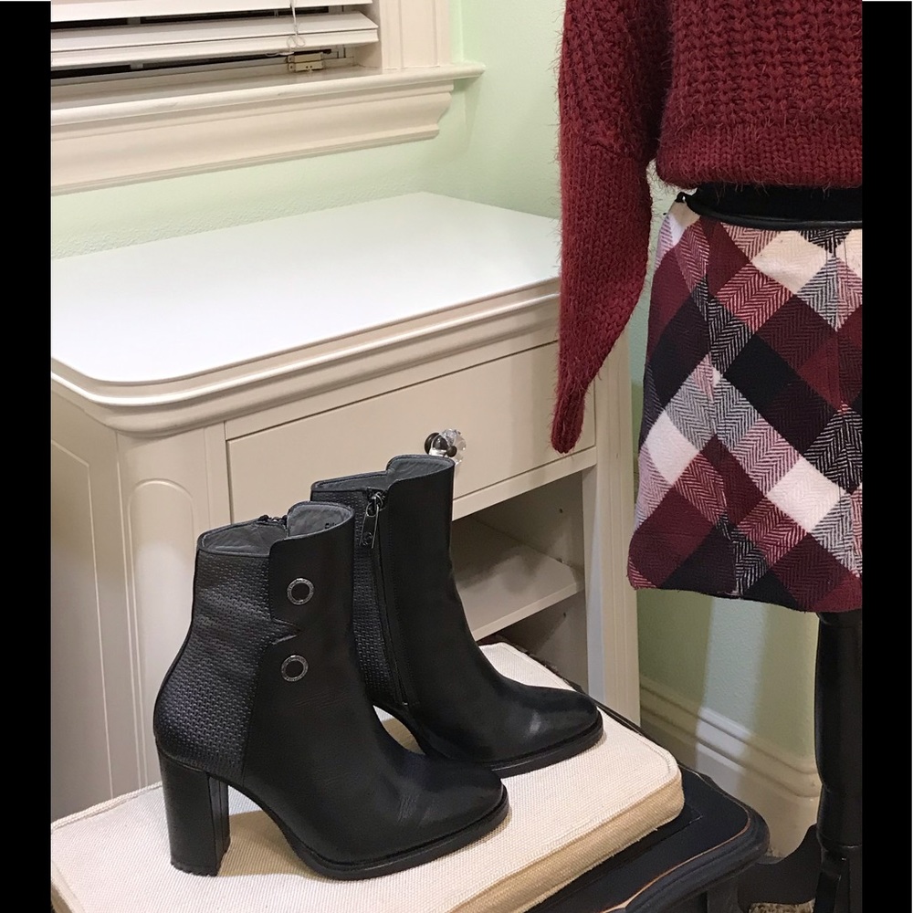 Cuadra Brand High Heel Booties